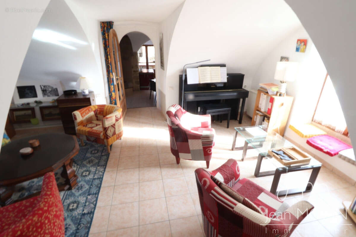 Maison à GRANE