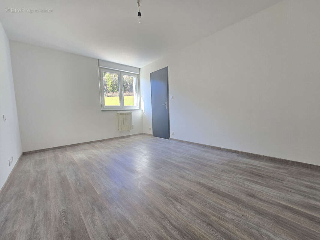 Appartement à JOUGNE