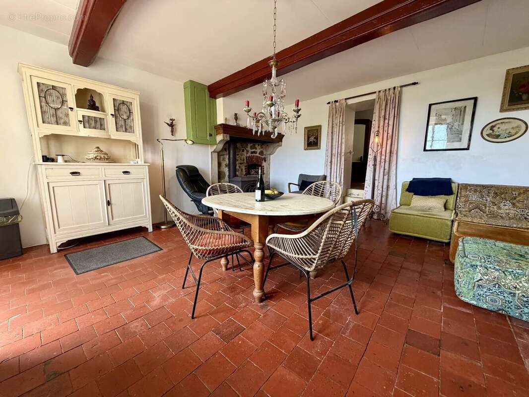 Maison à ONLAY