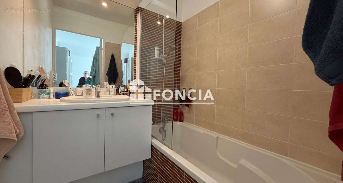 Appartement à BOURGOIN-JALLIEU