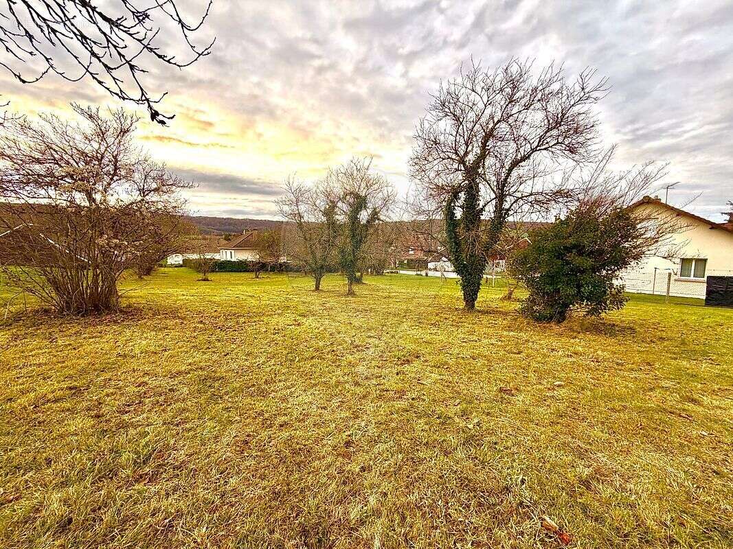 Terrain à BOUILLY
