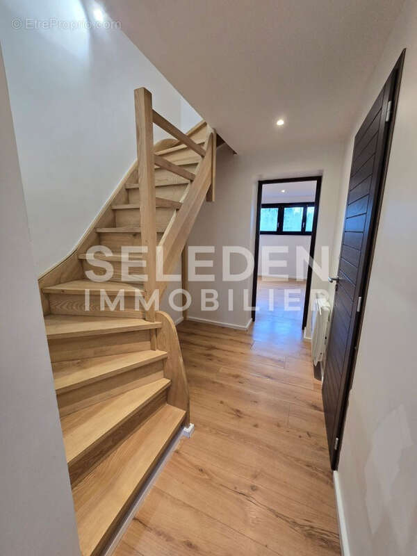 Autre à NEUVILLE-SAINT-VAAST