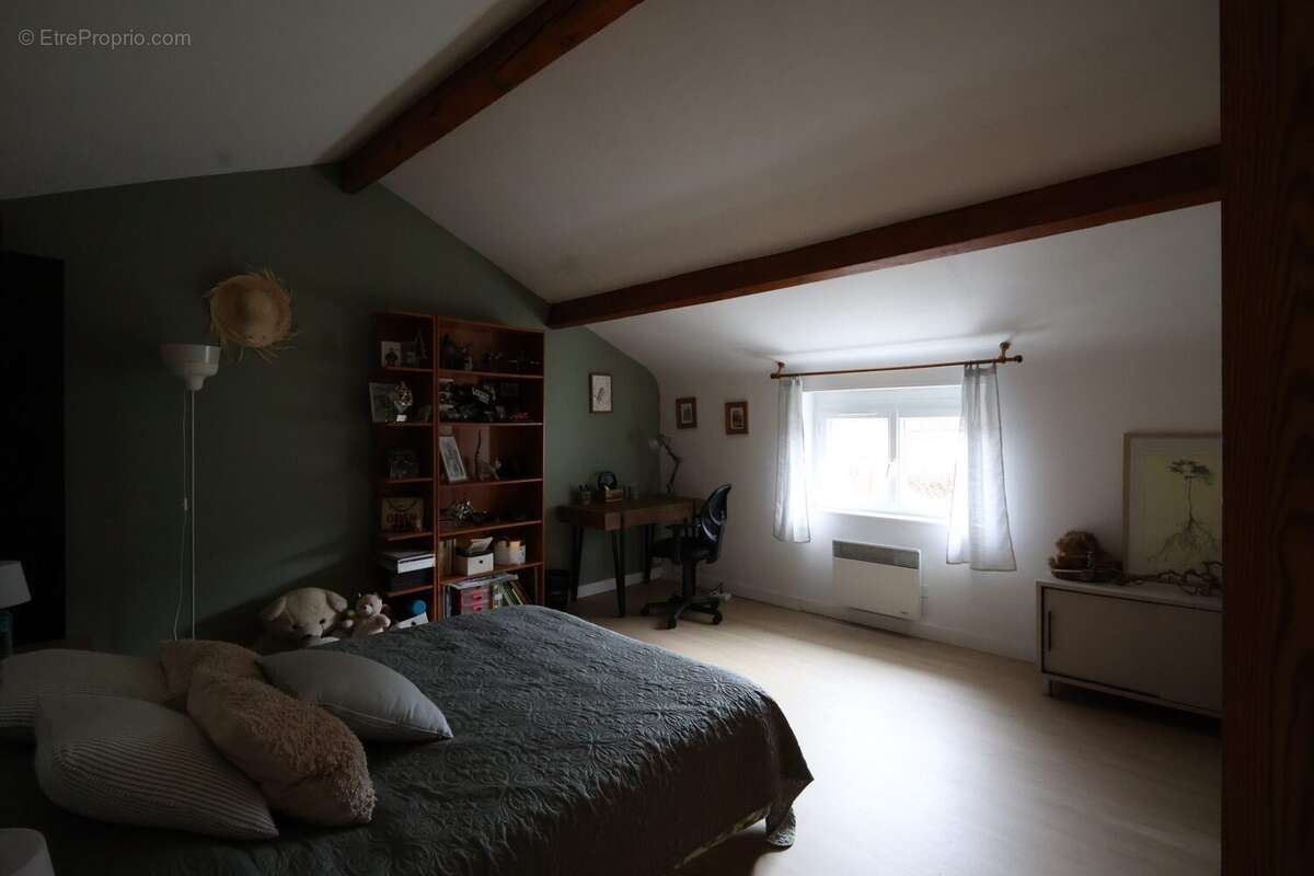 Maison 200 m² à Michery  - photo 8