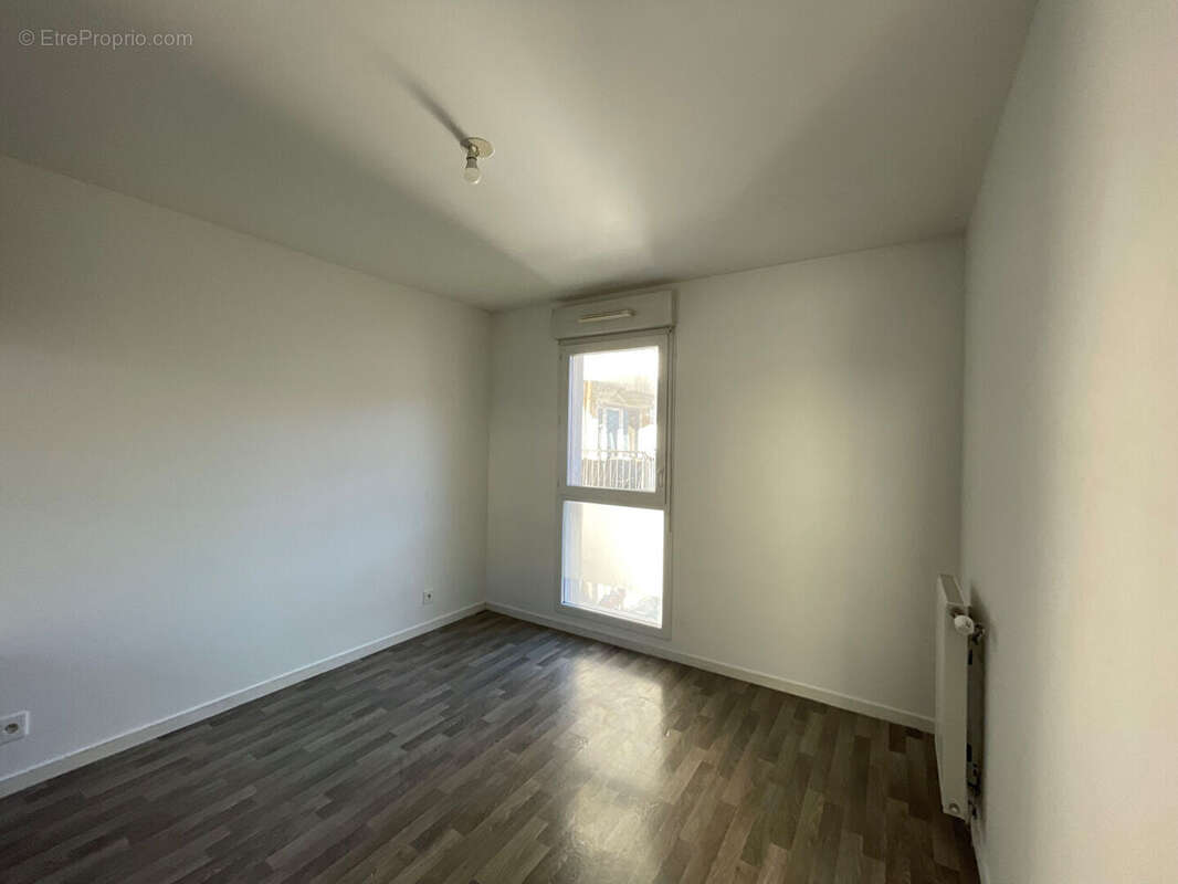 Appartement à SARTROUVILLE