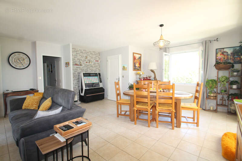 Maison à CASTELJALOUX