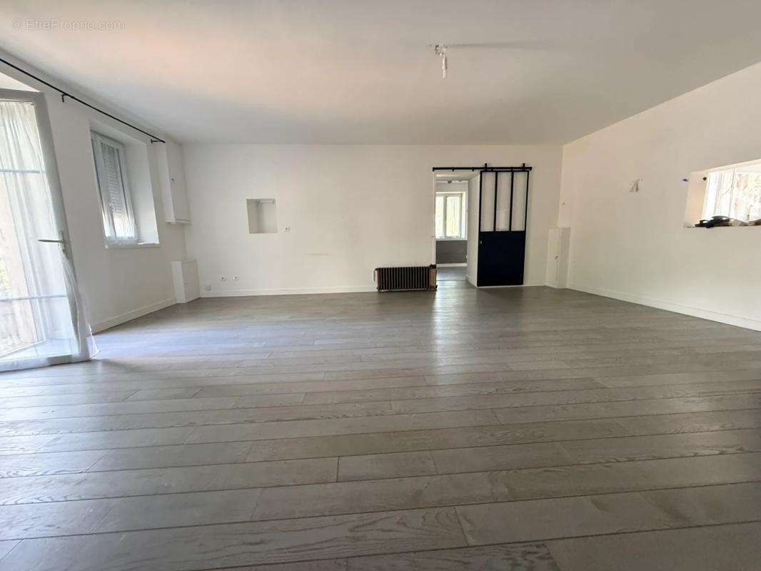 Maison de 7 pièces de 173 m² à Chamalières - photo 3