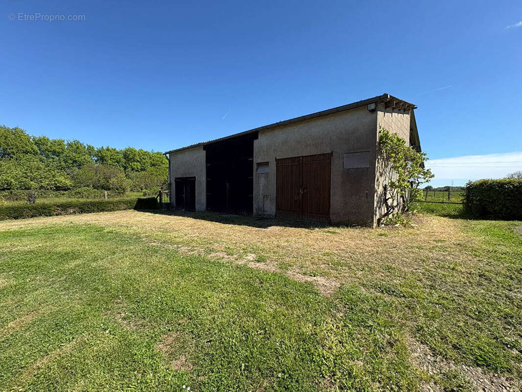 Maison à PLEUMARTIN