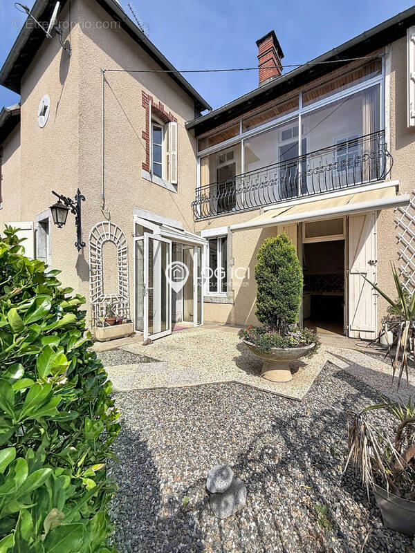 Maison à MONTAUT