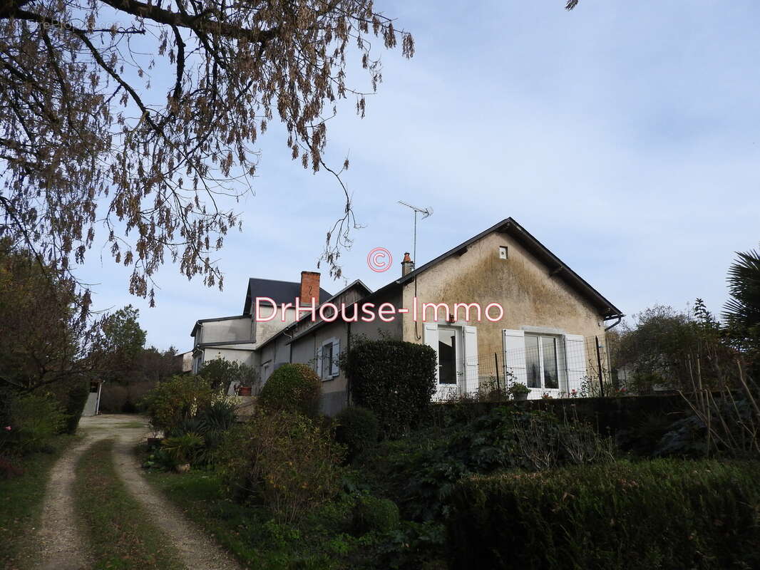 Maison à SAINT-MARTIN-L&#039;ARS