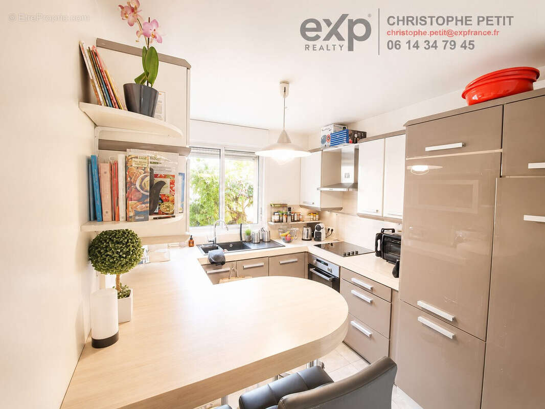 Appartement à LEVALLOIS-PERRET