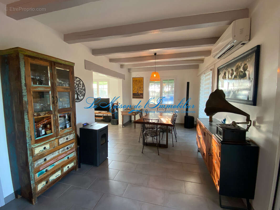 Maison à QUISSAC