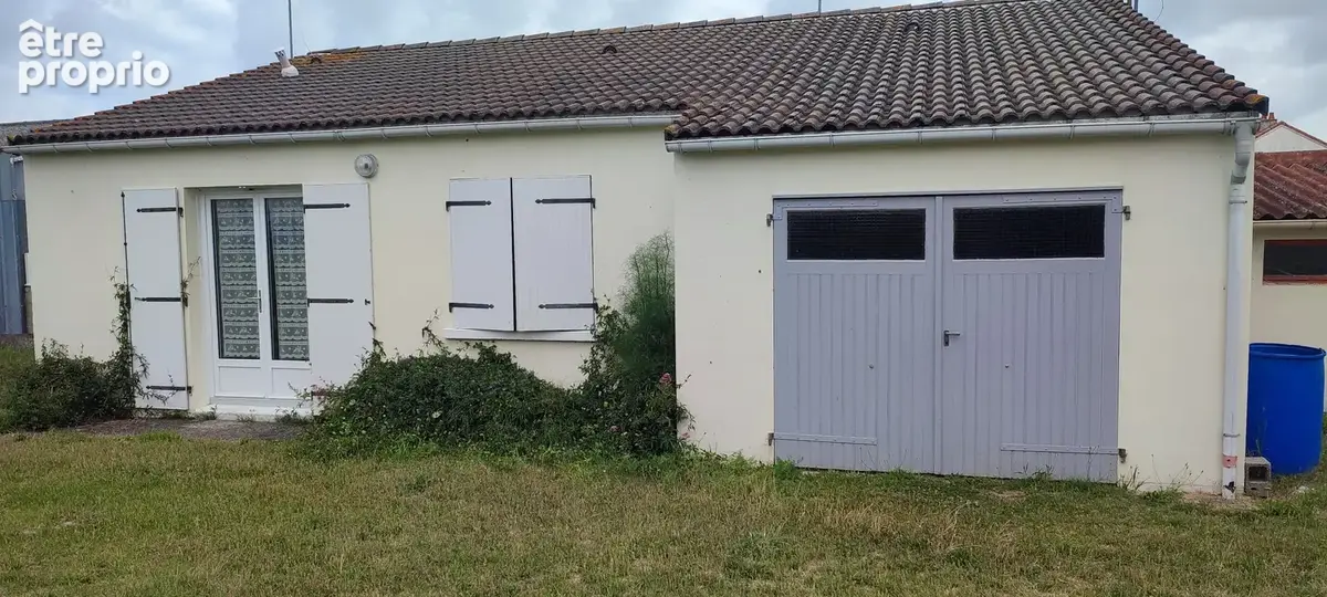 En vente à Saint-Michel-Chef-Chef : maison 2 pièces avec garage et jardin - photo 4