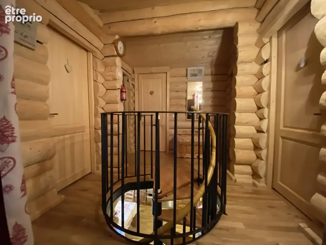 SUPERBOLQUERE - Vente Joli chalet en fustes dans la forêt - photo 8