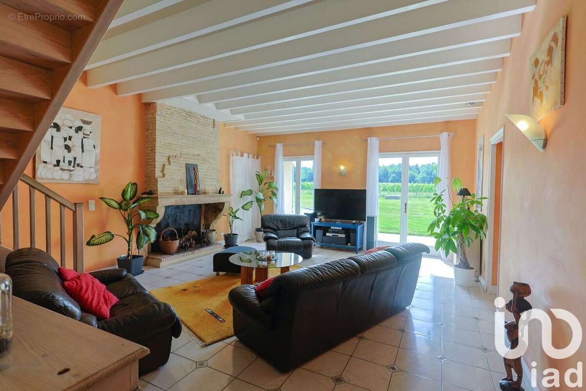 Photo 4 - Maison à SAINT-PIERRE-DE-MONS