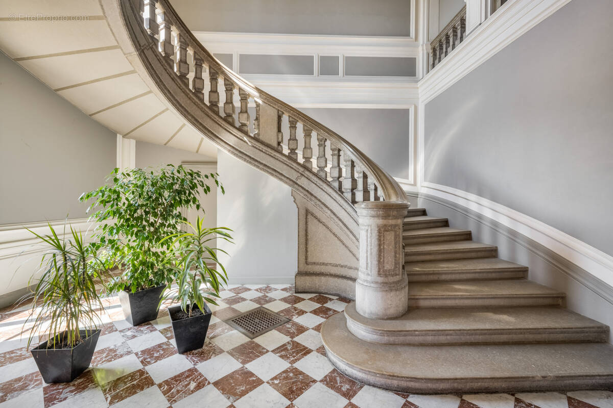 Appartement à SAINT-JULIEN