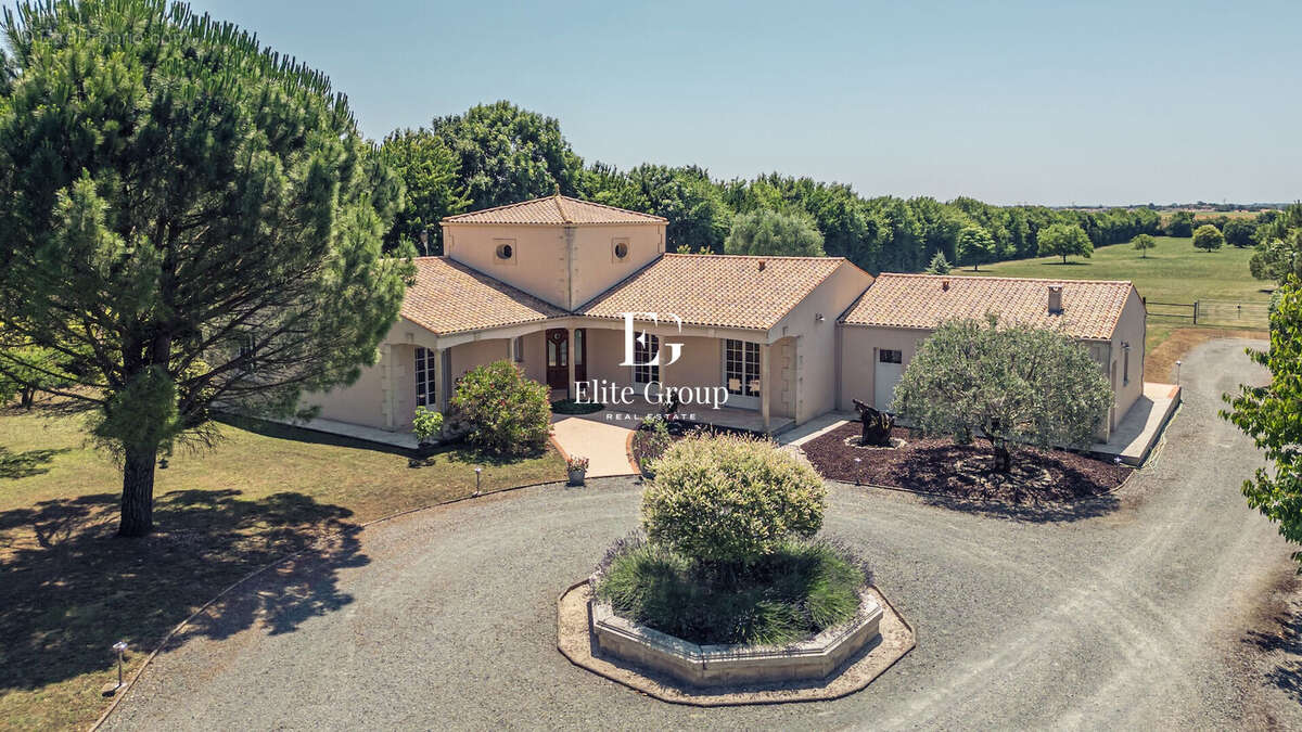 Maison à LA ROCHELLE