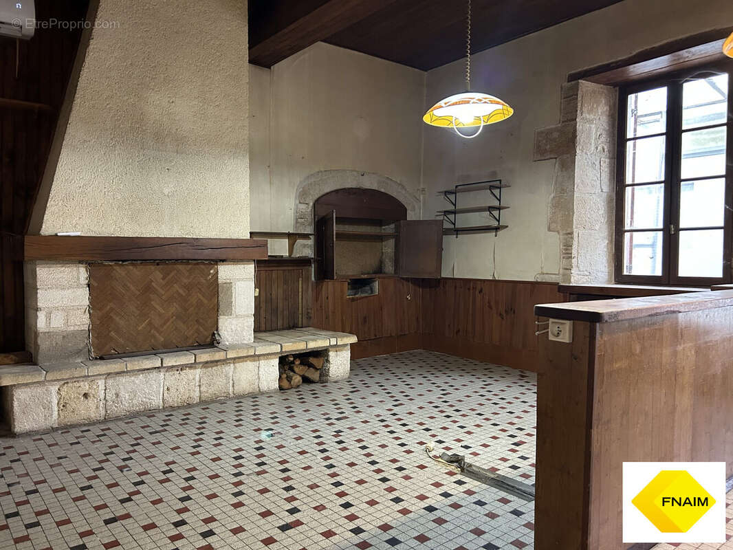 Maison à HAUTEFAGE-LA-TOUR