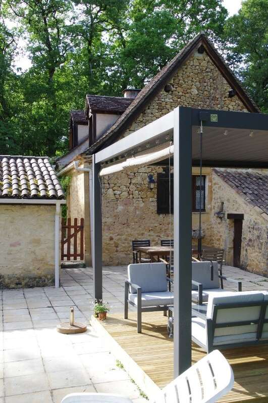 Maison à MAUZAC-ET-GRAND-CASTANG