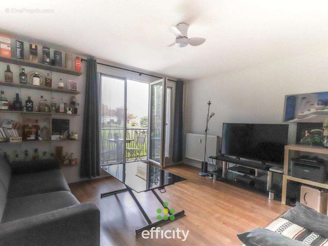 Appartement à SAINT-MAUR-DES-FOSSES