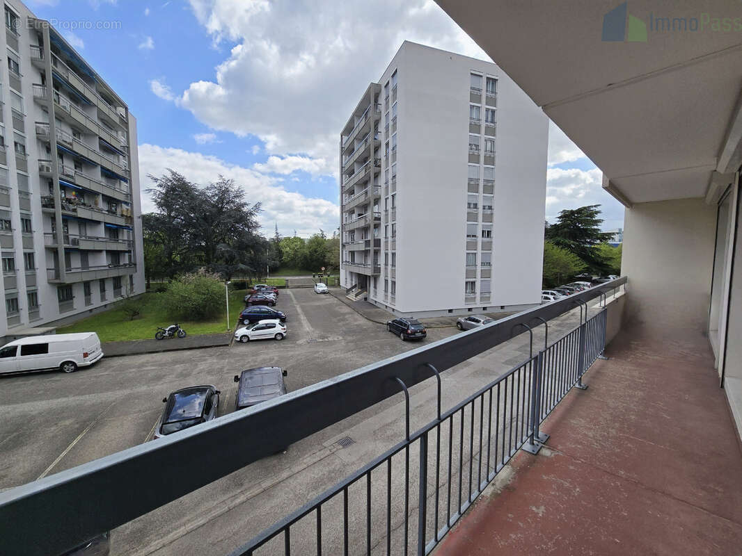 Appartement à LYON-8E