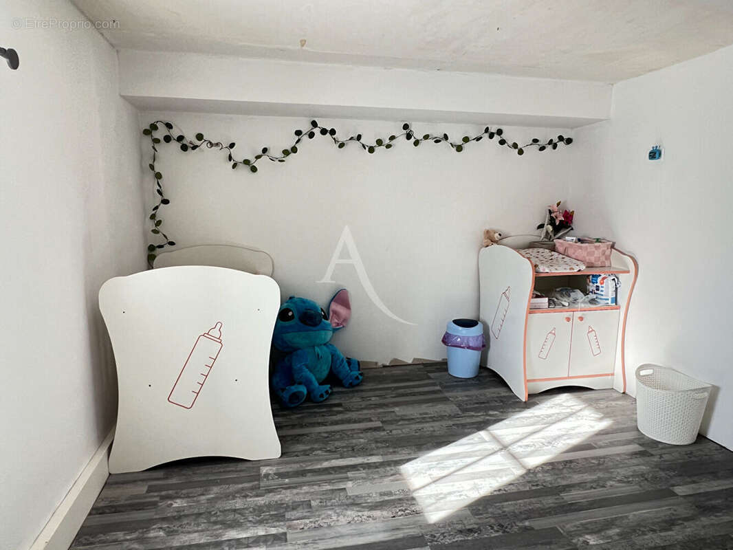 Maison à MOUZEUIL-SAINT-MARTIN