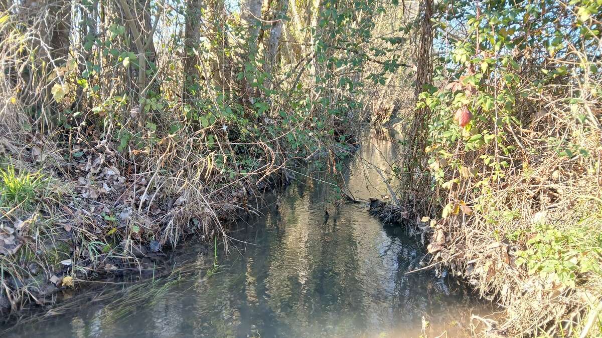 Appartement à CHASSAIGNES