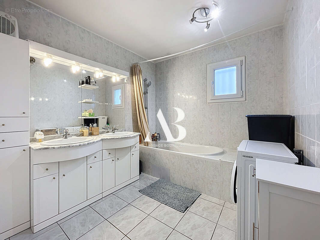 Maison à SOGNOLLES-EN-MONTOIS