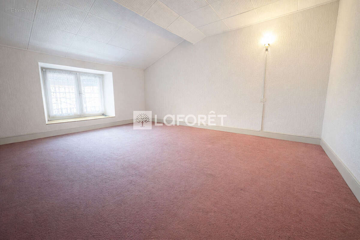 Maison à MOYEUVRE-PETITE