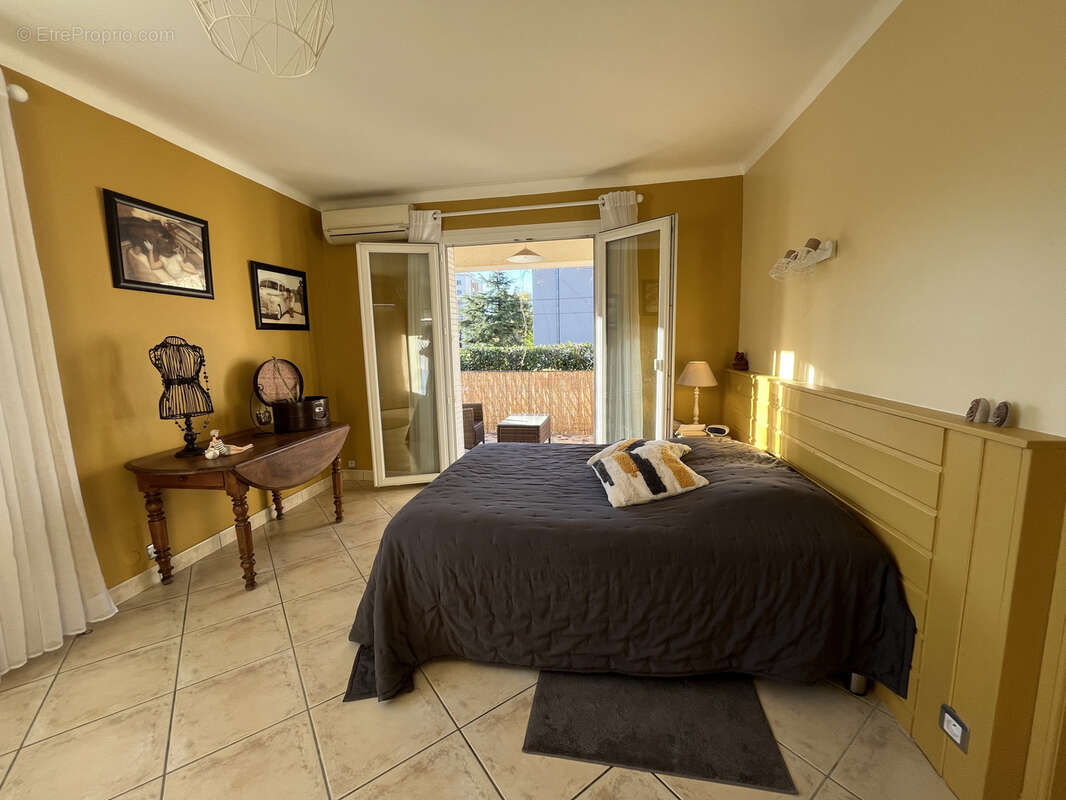 Maison à MONTELIMAR