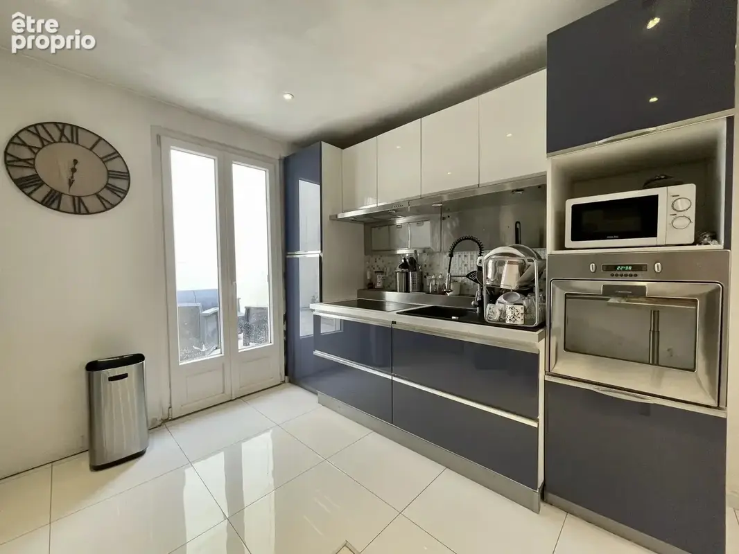 Drancy - centre-ville - maison de ville de type f3 - 88m2 - a deux pas de toutes commodites - photo 7