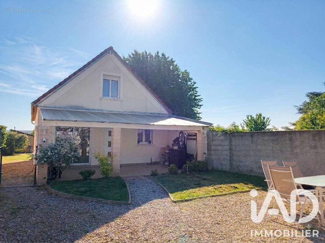 Photo 1 - Maison à MICHERY