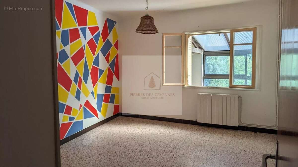 Appartement à LE COLLET-DE-DEZE