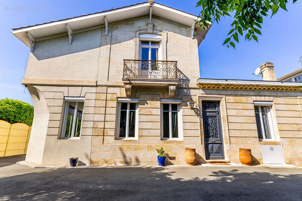 Maison à BEGLES