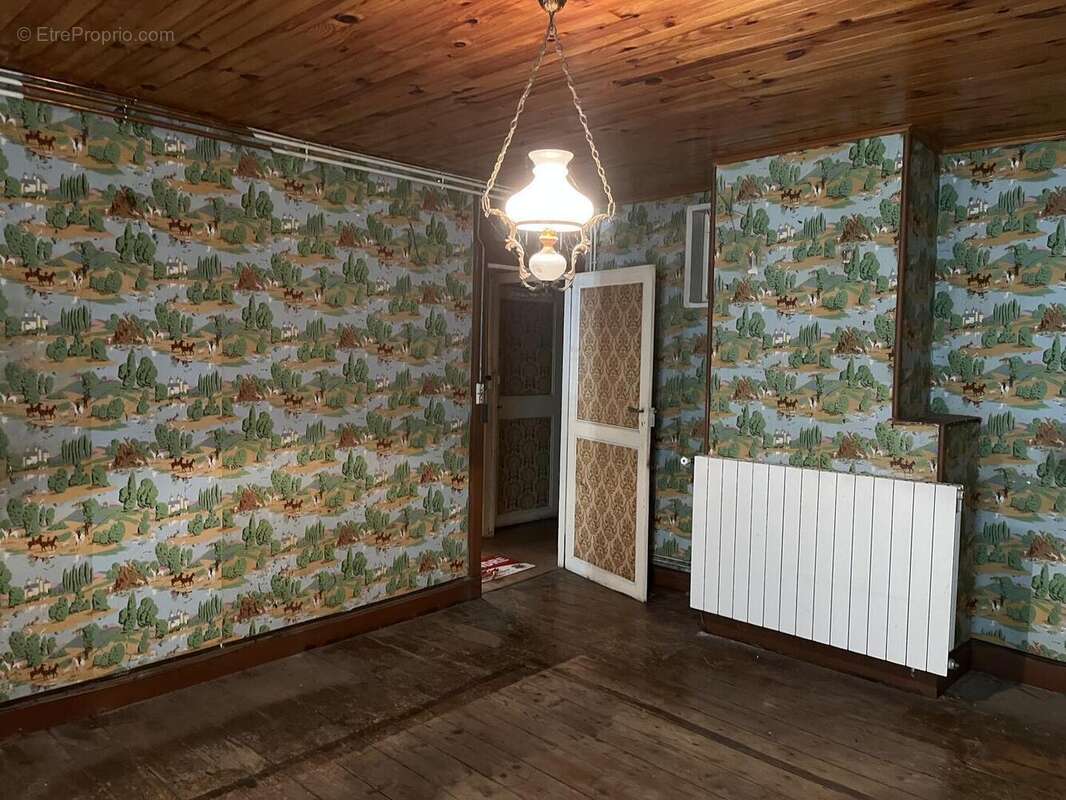FIGEAC CENTRE - Maison avec deux appartements - photo 13