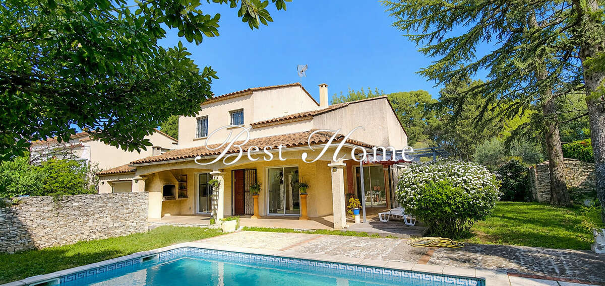 Vente Maison de ville de type 4 avec jardin, piscine à NIMES - photo 2