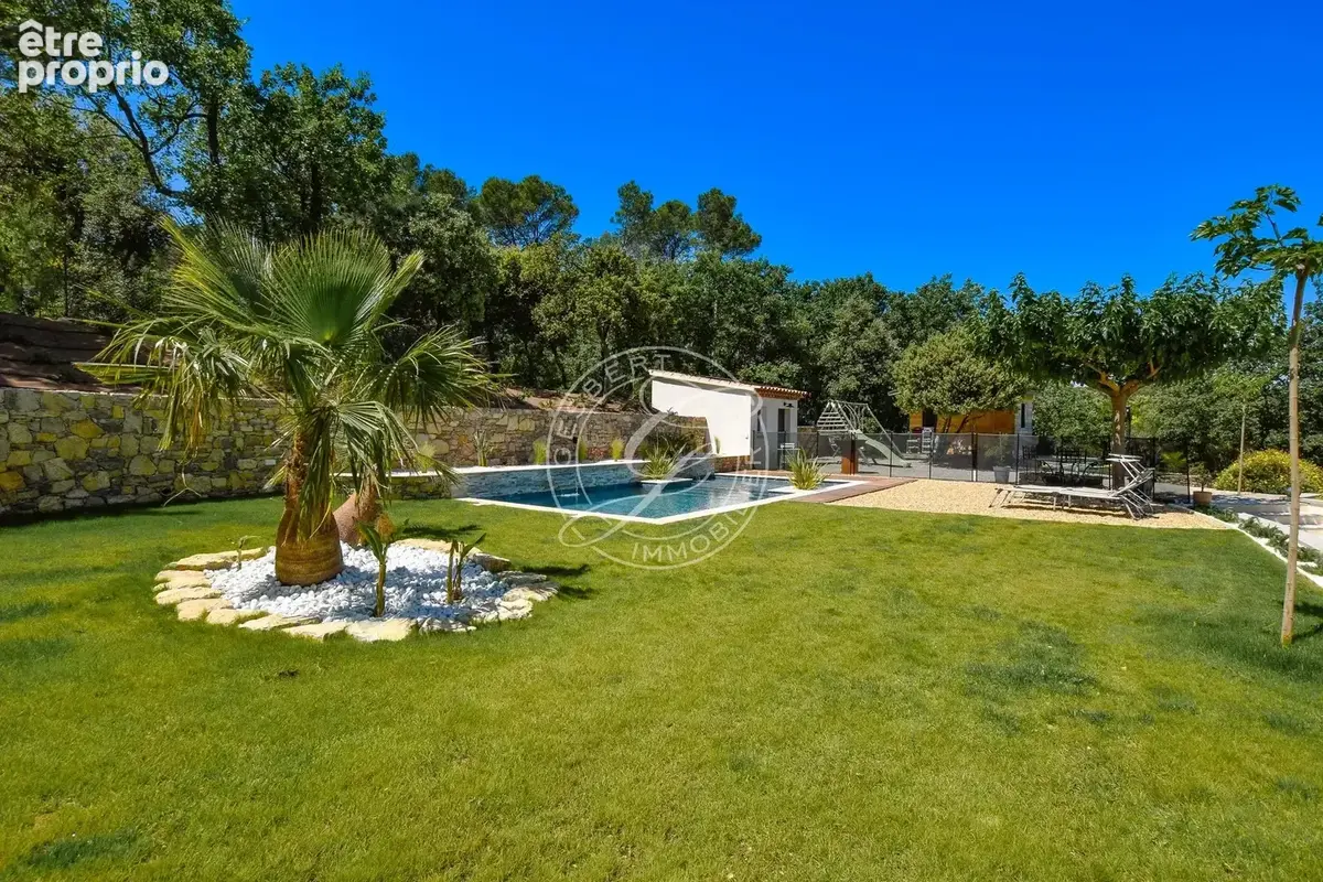 A vendre flayosc - villa  de 225 m2 avec piscine à pieds au village - photo 27