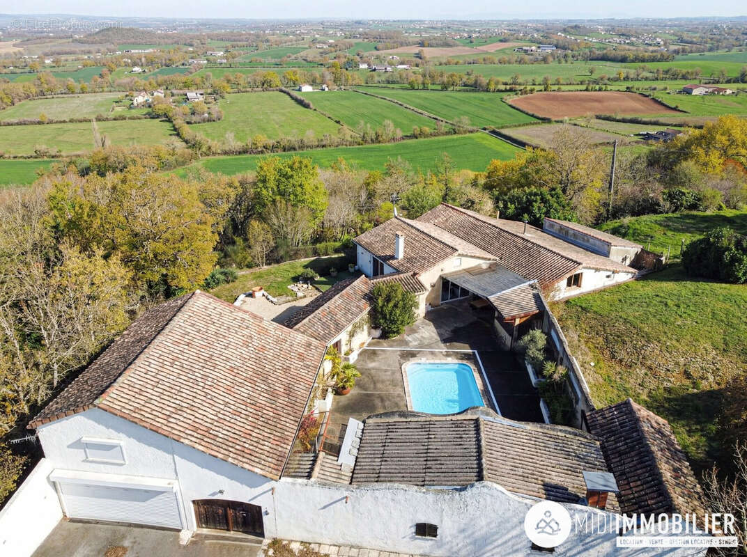Maison 222 m² à Orban  - photo 2