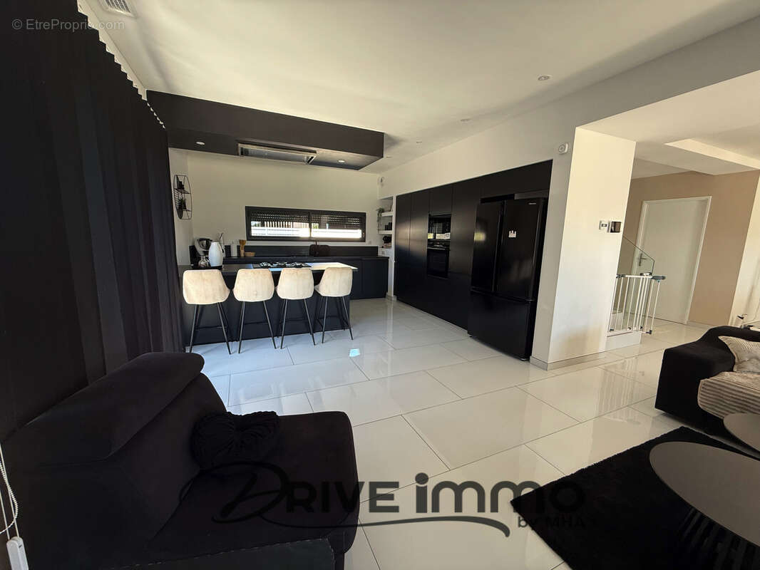 Drive immo narbonne villa 140m2 jardin grand garage piscine - photo 9