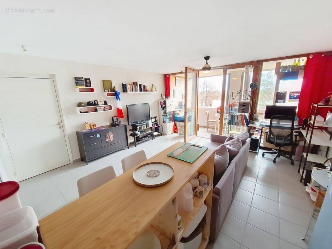 Appartement à CORNEBARRIEU