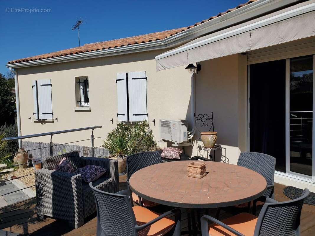 Maison à CHAMPNIERS