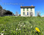 Maison à SAINT-GERVAIS-D&#039;AUVERGNE