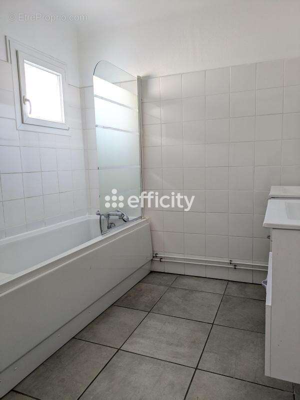 Appartement à SAINT-PIERRE-DU-MONT