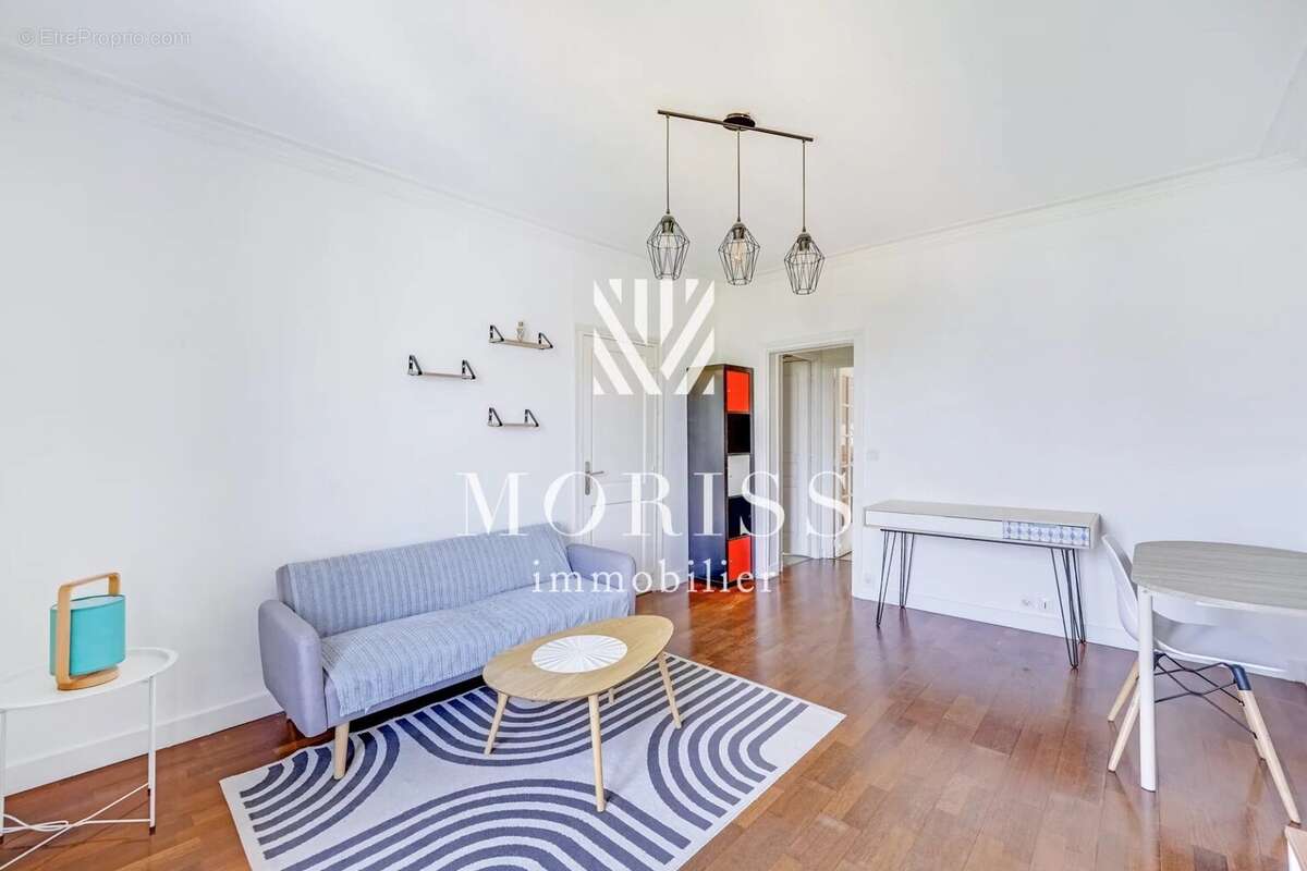 Appartement à PARIS-19E