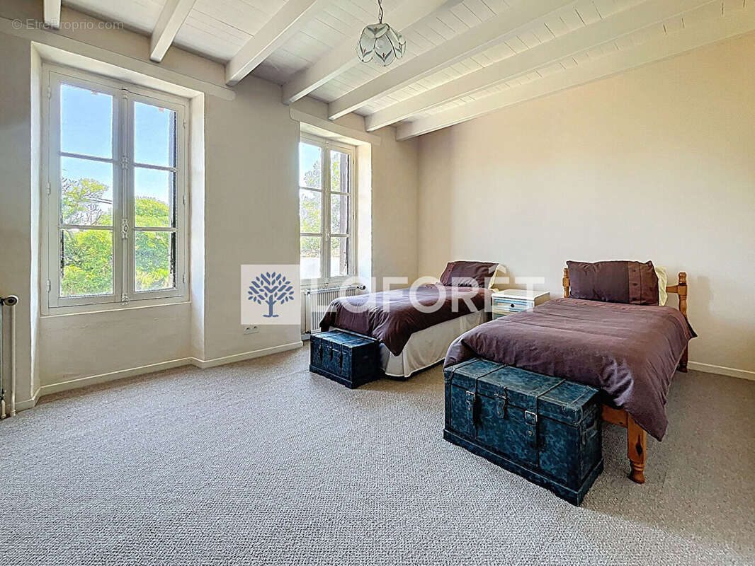 Maison à SAINT-PARDOUX