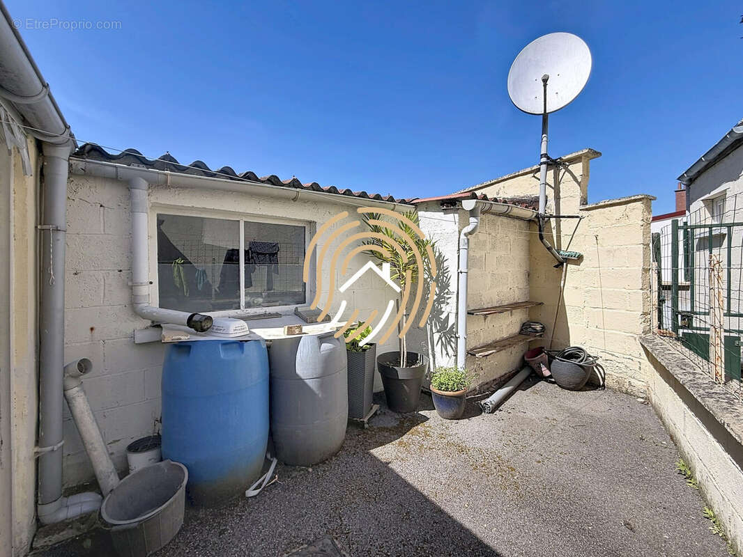 Maison à ROOST-WARENDIN
