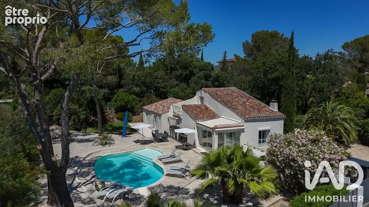 Photo 1 - Maison à FREJUS