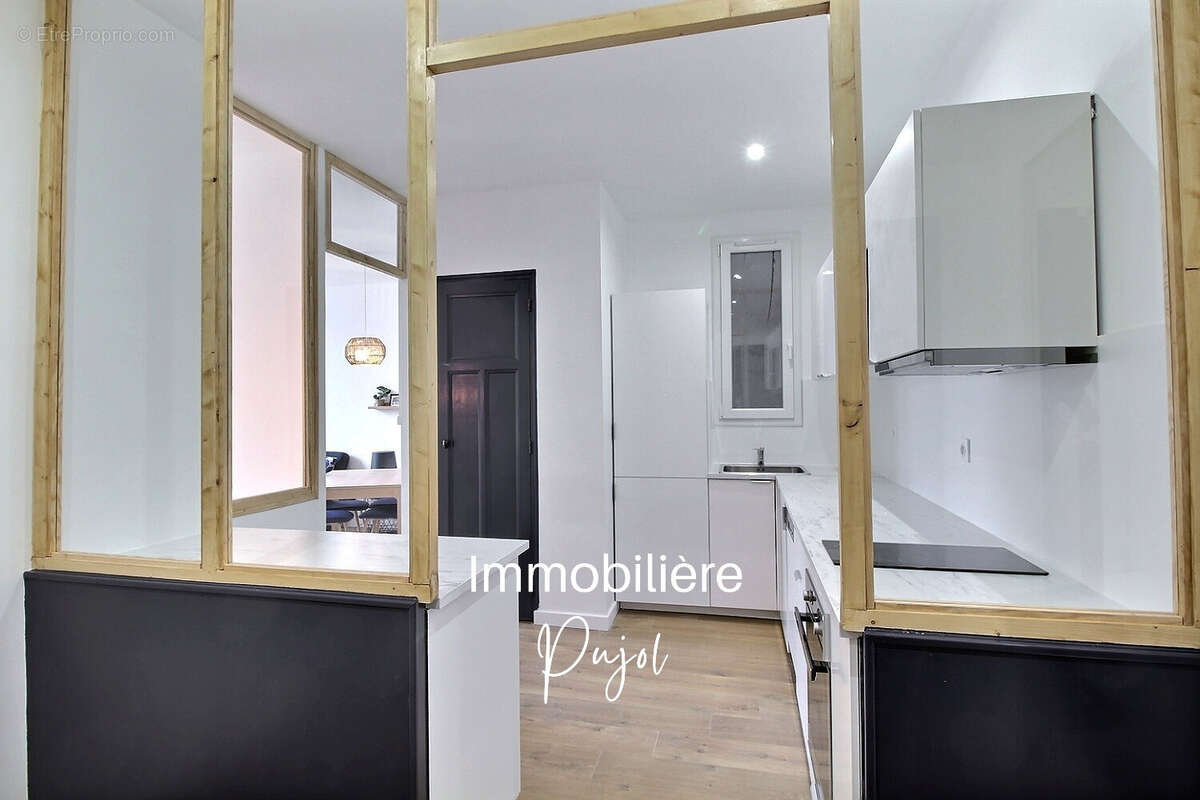 Appartement à MARSEILLE-6E
