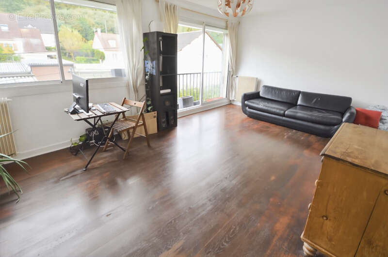 Appartement à SAINT-CYR-L'ECOLE