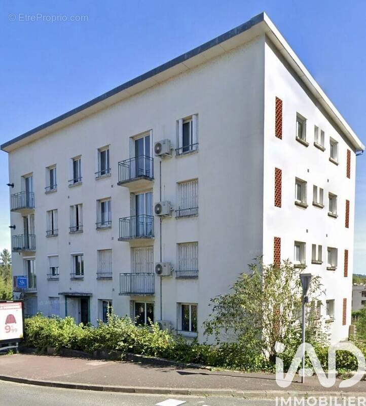 Photo 1 - Appartement à SAINT-AMAND-MONTROND