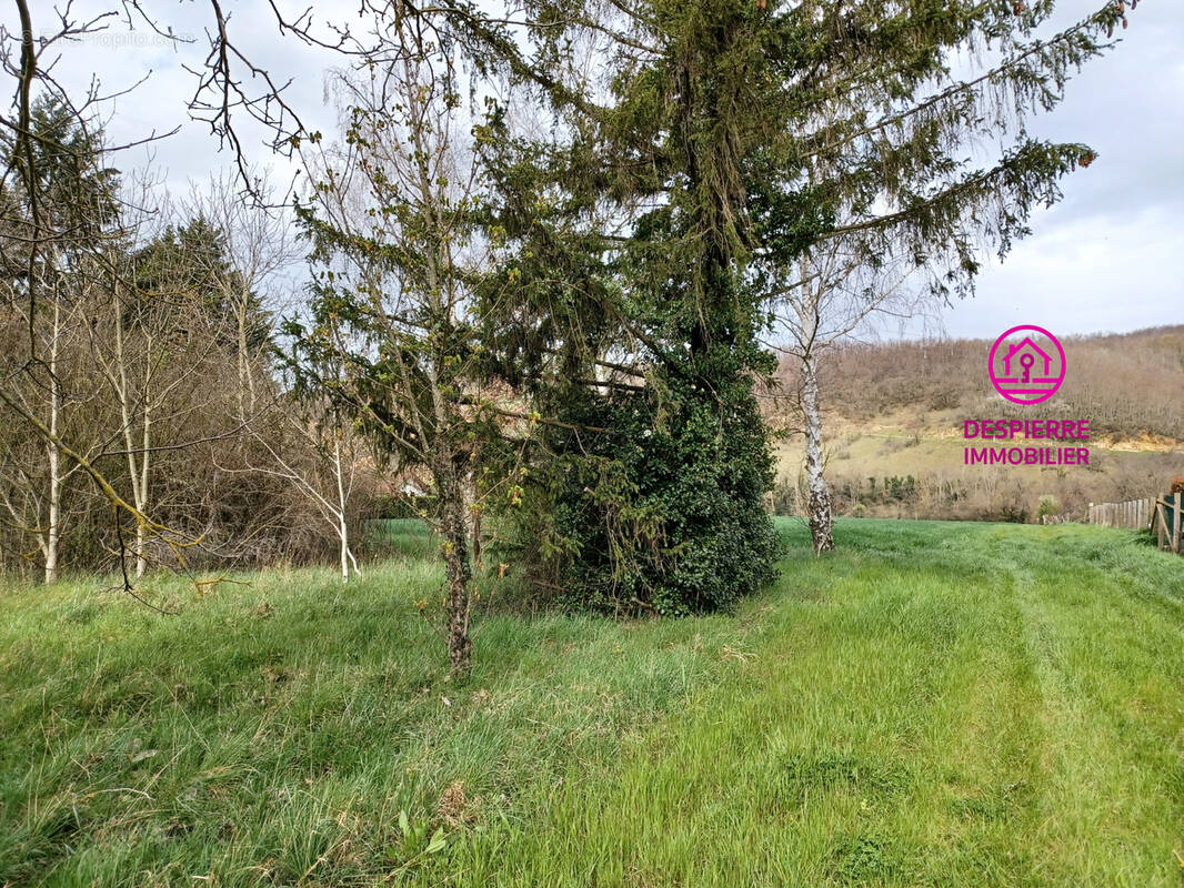 Terrain à ANNEYRON